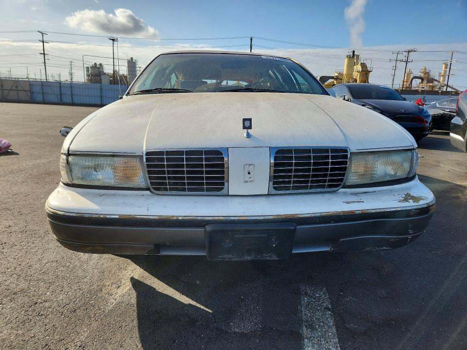 51371886 :رقم المزاد ، 1G3BP83E0MW303406 vin ، 1991 Oldsmobile Custom Cruiser مزاد بيع