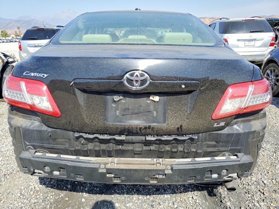 51683886 :رقم المزاد ، 4T4BF3EK0BR142817 vin ، 2011 Toyota Camry مزاد بيع