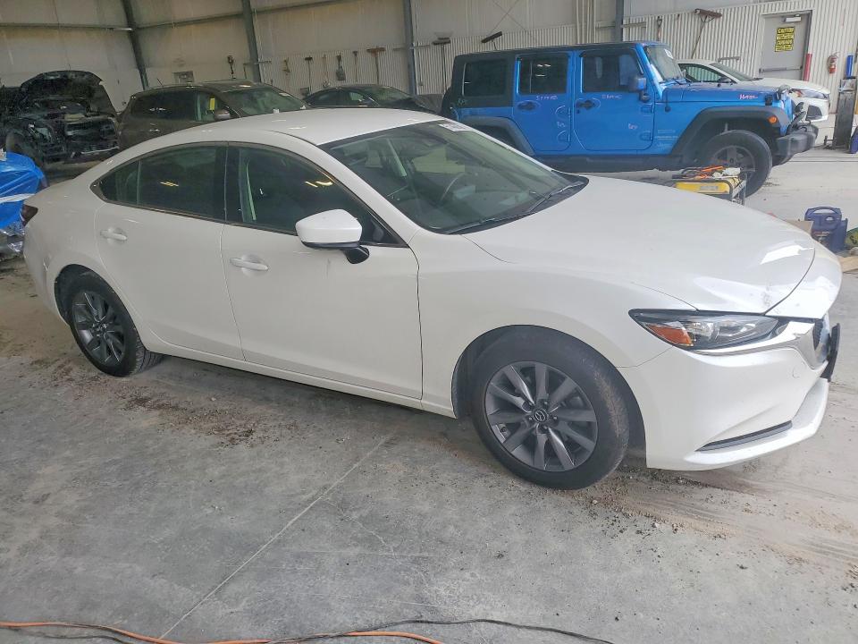 Продаж на аукціоні авто 2018 Mazda 6, vin: JM1GL1UM8J1311857, номер лоту: 51468396