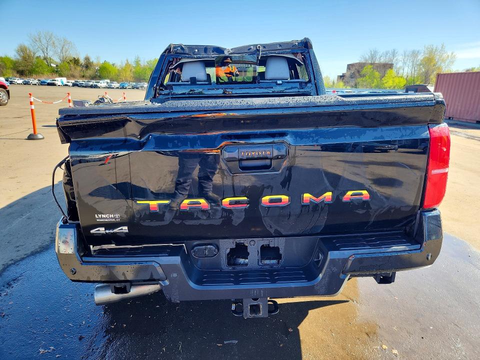 Auction sale of the 2025 Toyota Tacoma, vin: 3TMLB5JN8SM192878, lot number: 51369826