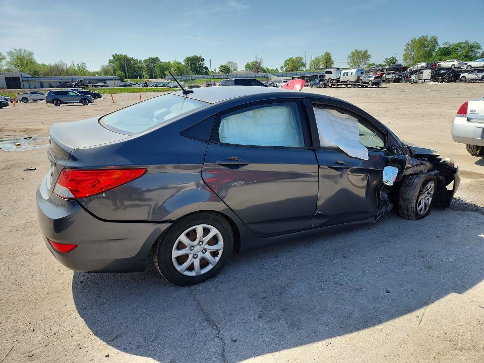 2013 Hyundai Accent მანქანა იყიდება აუქციონზე, vin: KMHCT4AE4DU375549, აუქციონის ნომერი: 50325786