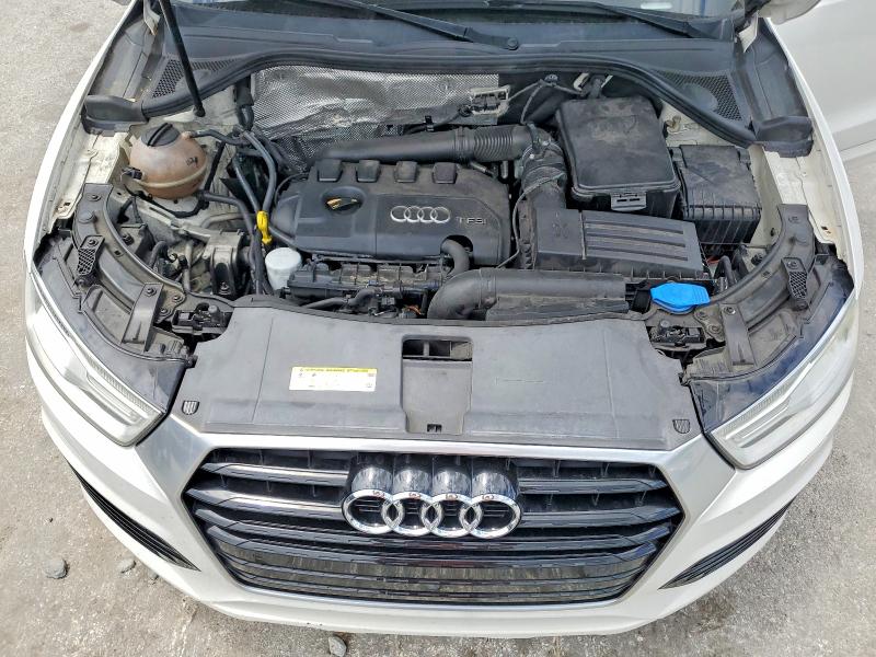50855786 :رقم المزاد ، WA1BCCFS1JR000526 vin ، 2018 Audi Q3 مزاد بيع