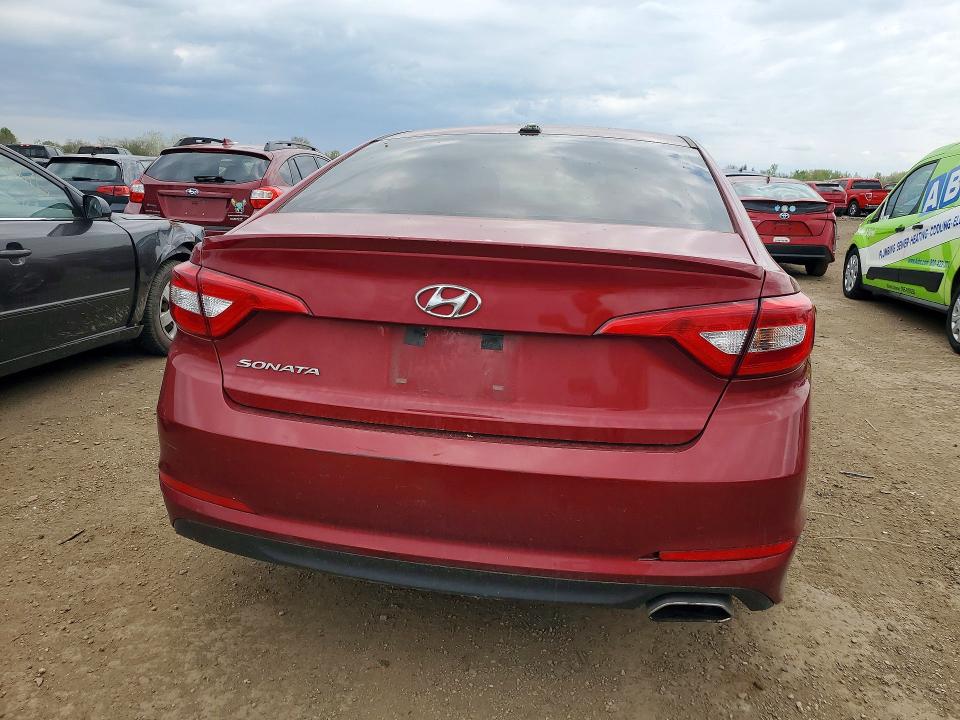 2015 Hyundai Sonata მანქანა იყიდება აუქციონზე, vin: 5NPE24AF8FH131246, აუქციონის ნომერი: 51708146