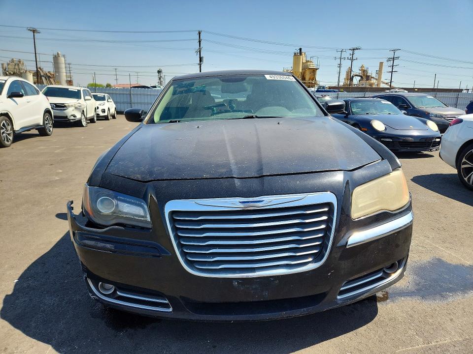 2013 Chrysler 300 მანქანა იყიდება აუქციონზე, vin: 2C3CCAAGXDH723110, აუქციონის ნომერი: 49336046