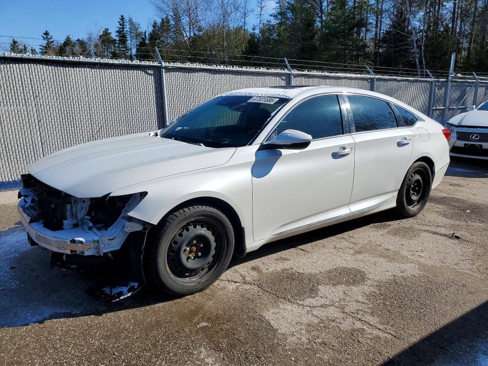Продажа на аукционе авто 2018 Honda Accord, vin: 1HGCV2F92JA801090, номер лота: 47331686