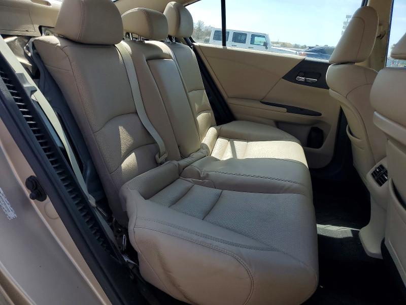 2014 Honda Accord მანქანა იყიდება აუქციონზე, vin: 1HGCR6F52EA009231, აუქციონის ნომერი: 49829536