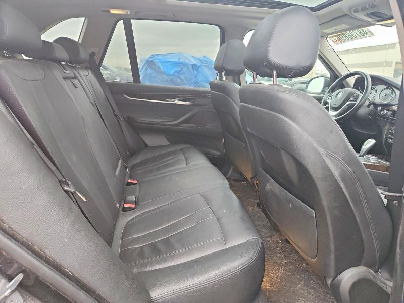 48738896 :رقم المزاد ، 5UXKR0C5XF0P18166 vin ، 2015 Bmw X5 مزاد بيع