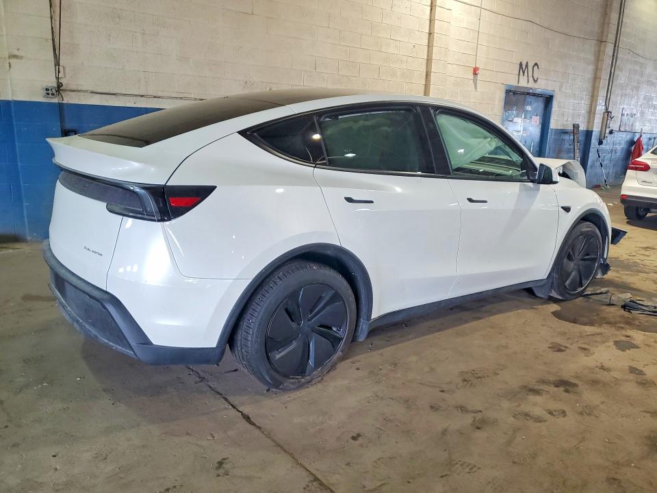 49671276 :رقم المزاد ، 7SAYGDEE2TA584692 vin ، 2026 Tesla Model Y مزاد بيع