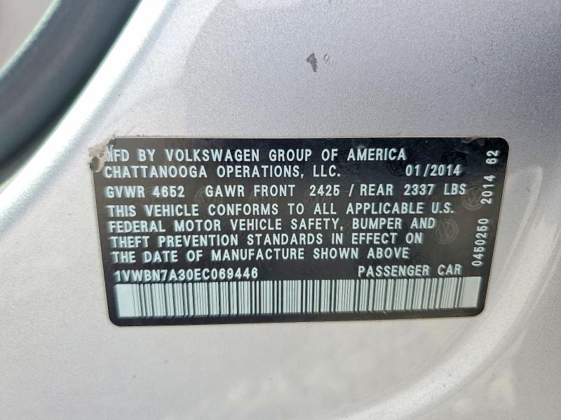 48672156 :رقم المزاد ، 1VWBN7A30EC069446 vin ، 2014 Volkswagen Passat مزاد بيع