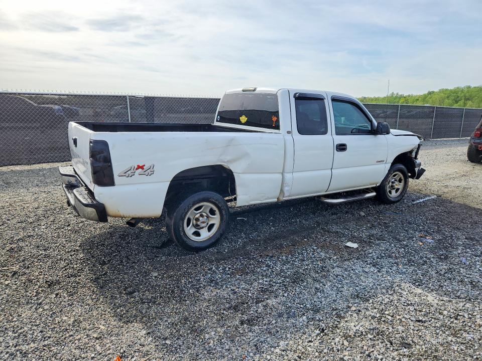 2000 Chevrolet Silverado მანქანა იყიდება აუქციონზე, vin: 1GCEK19V5YE152682, აუქციონის ნომერი: 48957936