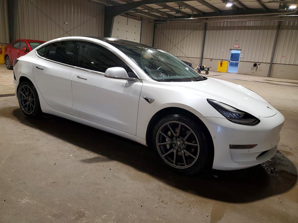 Продажа на аукционе авто 2020 Tesla Model 3, vin: 5YJ3E1EB2LF628226, номер лота: 51862236
