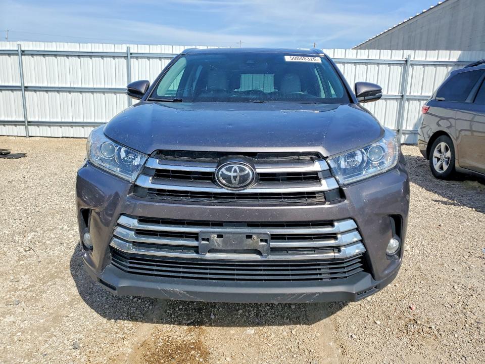 2017 Toyota Highlander მანქანა იყიდება აუქციონზე, vin: 5TDDZRFH0HS453469, აუქციონის ნომერი: 50048326