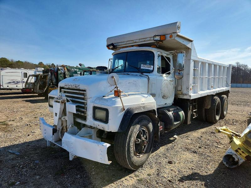Aukcja sprzedaży 2002 Mack Rb688s, vin: 1M2P296C82M064745, numer aukcji: 49228506