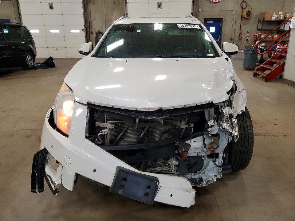 2015 Cadillac Srx მანქანა იყიდება აუქციონზე, vin: 3GYFNEE38FS625219, აუქციონის ნომერი: 48200476