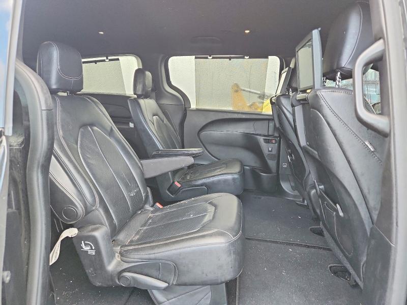2018 Chrysler Pacifica მანქანა იყიდება აუქციონზე, vin: 2C4RC1EG1JR237579, აუქციონის ნომერი: 49893756