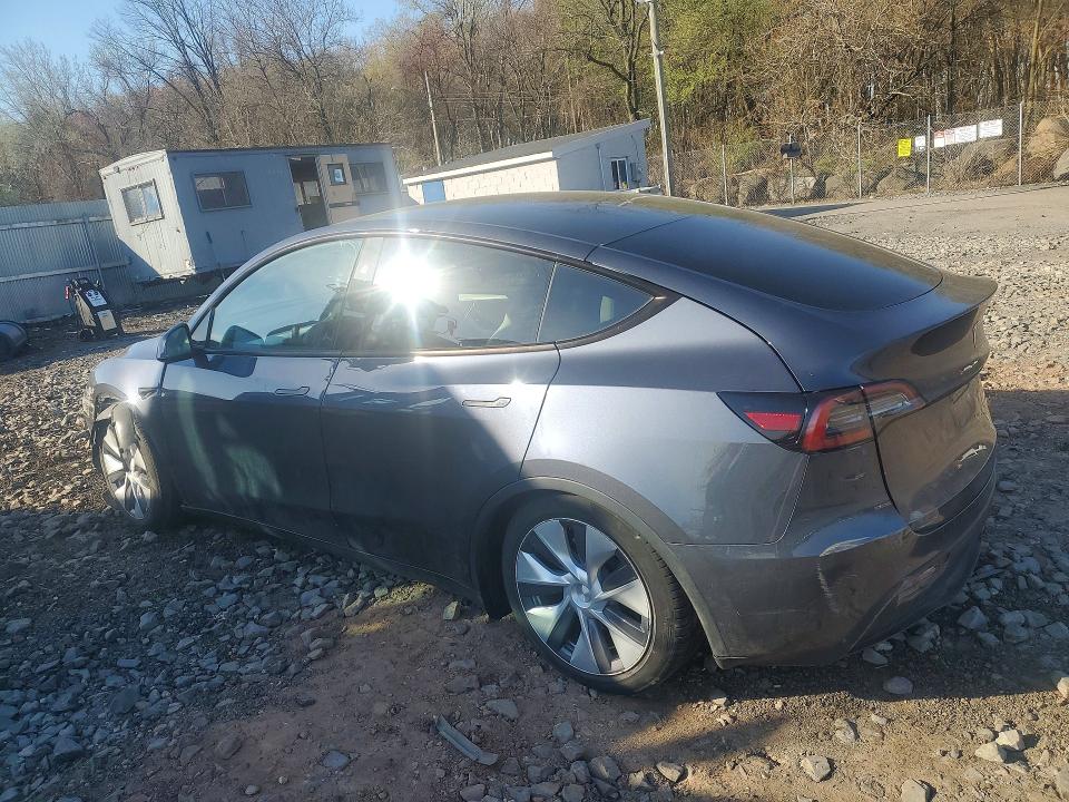 49796526 :رقم المزاد ، 7SAYGDEE4RA215731 vin ، 2024 Tesla Model Y مزاد بيع