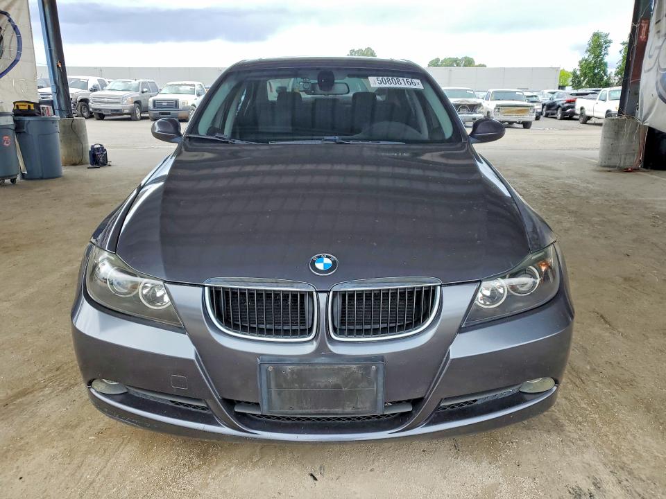 50808166 :رقم المزاد ، WBAVB135X6PT08321 vin ، 2006 Bmw 325 مزاد بيع