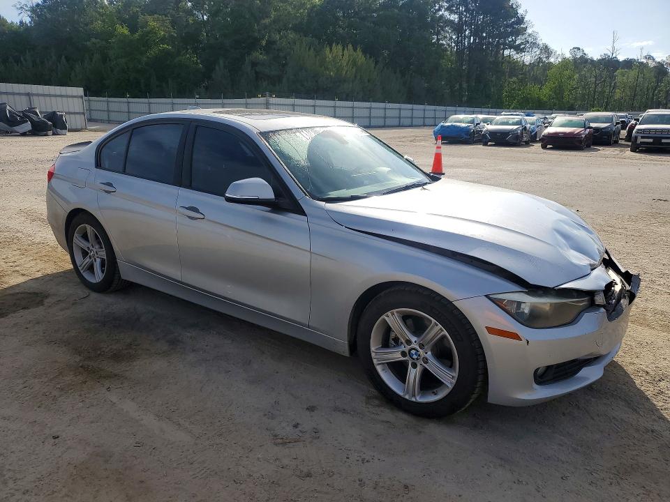 2014 Bmw 320 მანქანა იყიდება აუქციონზე, vin: WBA3C3C5XEF987477, აუქციონის ნომერი: 51314886