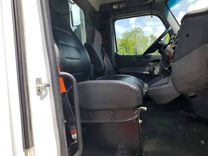 Продажа на аукционе авто 2016 Peterbilt 579, vin: 1XPBA48XXGD354432, номер лота: 50615956