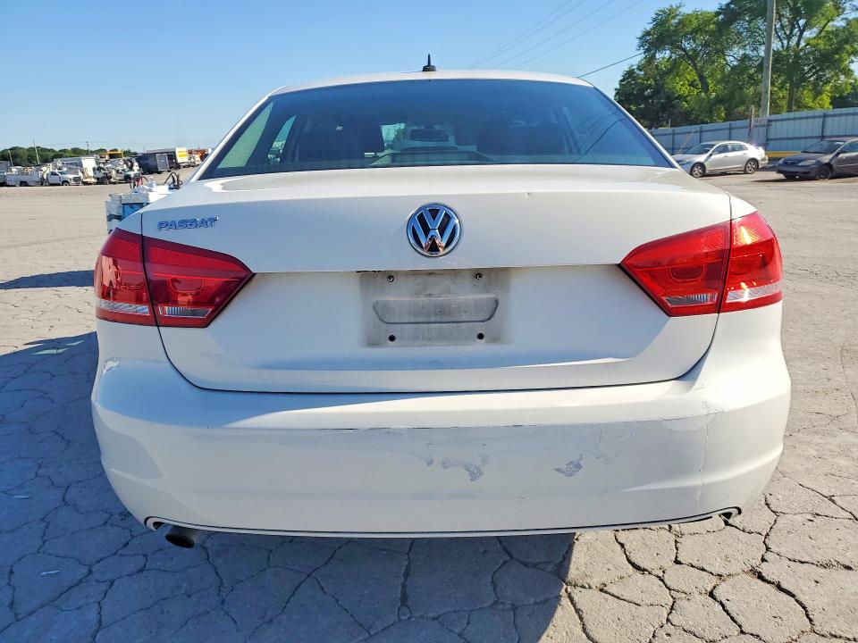 2013 Volkswagen Passat მანქანა იყიდება აუქციონზე, vin: 1VWAP7A32DC093977, აუქციონის ნომერი: 51906686