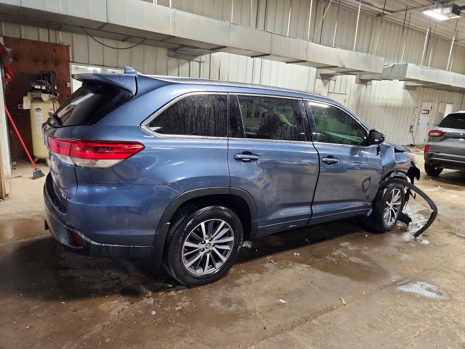 Aukcja sprzedaży 2018 Toyota Highlander, vin: 5TDJZRFH2JS487342, numer aukcji: 48913856