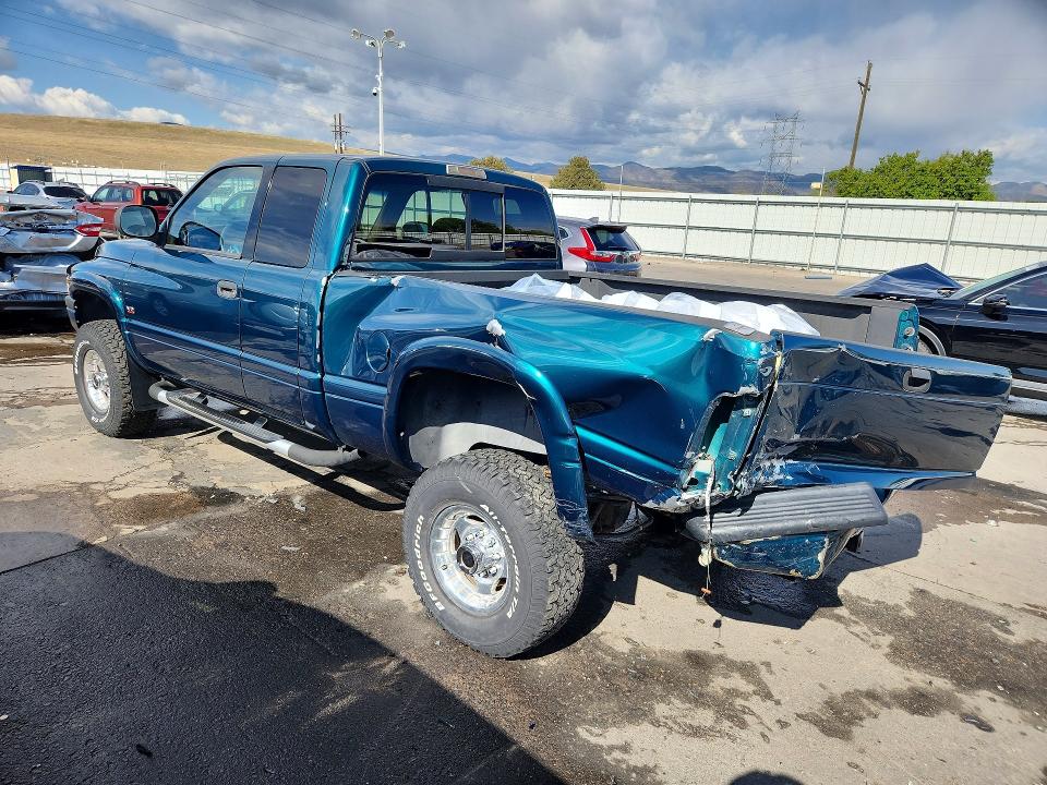 Aukcja sprzedaży 1998 Dodge Ram 2500, vin: 1B7KF23W5WJ221017, numer aukcji: 51643606