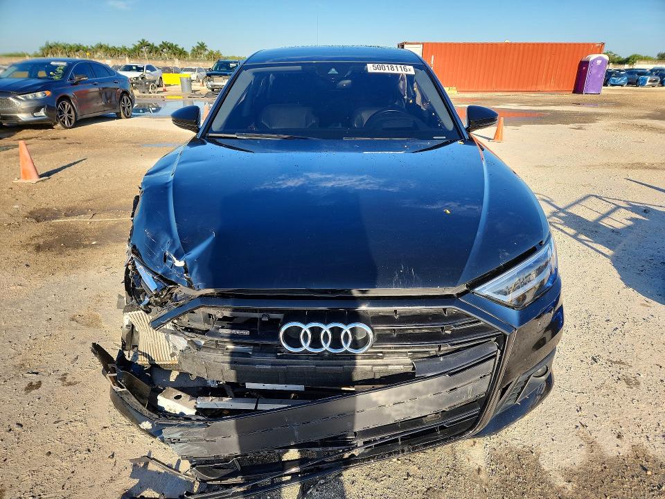 50018116 :رقم المزاد ، WAU8EAF8XLN004052 vin ، 2020 Audi A8 مزاد بيع