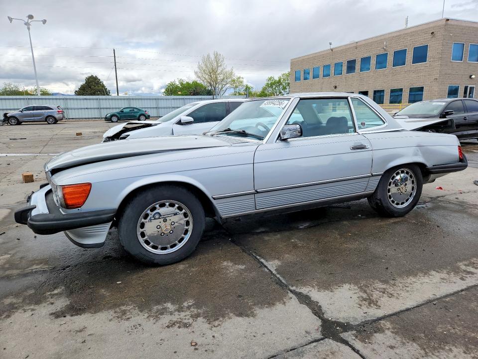 Продажа на аукционе авто 1988 Mercedes-benz 560, vin: WDBBA48D1JA085221, номер лота: 49994256