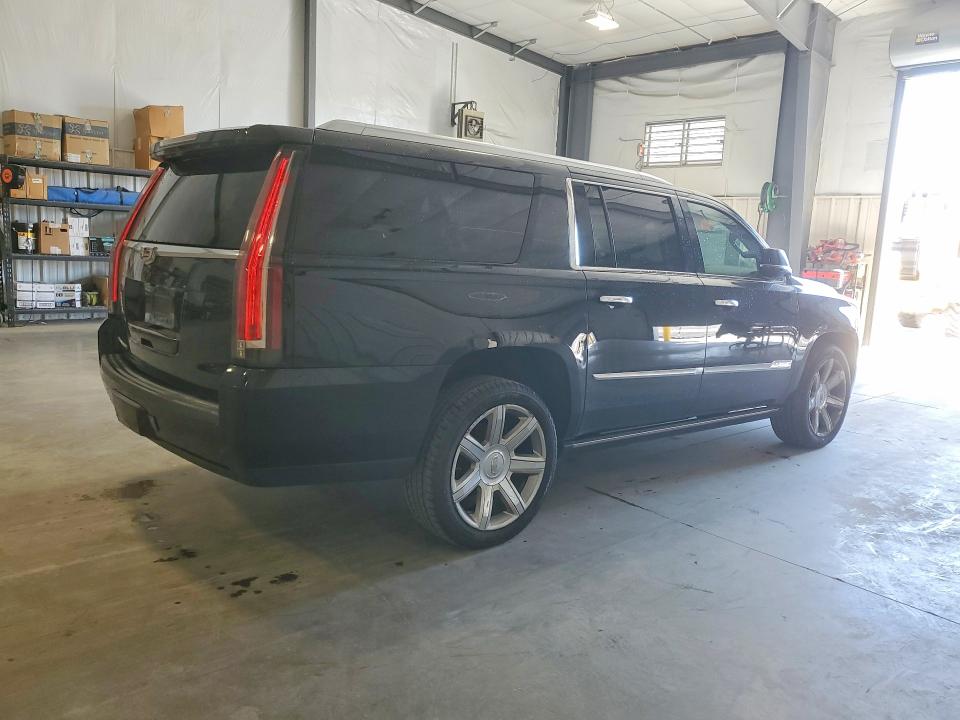 50922256 :رقم المزاد ، 1GYS4JKJ3GR104216 vin ، 2016 Cadillac Escalade مزاد بيع
