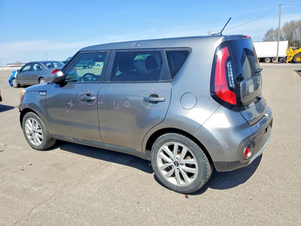 49671536 :رقم المزاد ، KNDJP3A55J7605622 vin ، 2018 Kia Soul مزاد بيع