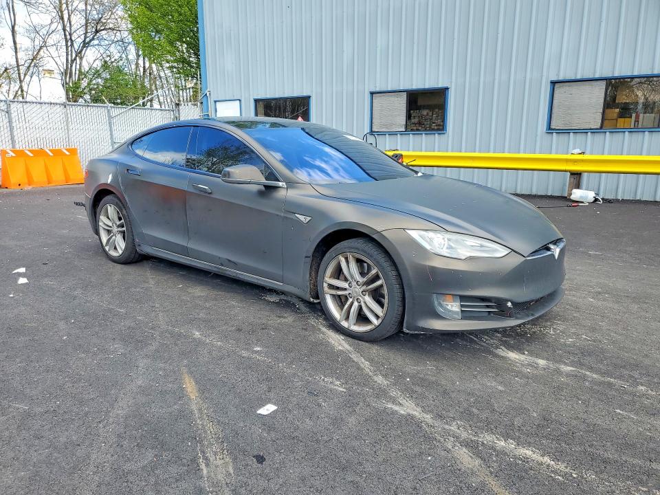 Продаж на аукціоні авто 2014 Tesla Model S, vin: 5YJSA1H17EFP46124, номер лоту: 50180496