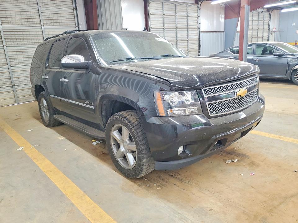 2013 Chevrolet Tahoe მანქანა იყიდება აუქციონზე, vin: 1GNSKCE02DR150987, აუქციონის ნომერი: 49875726