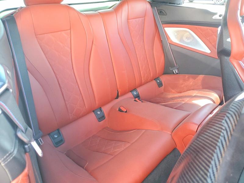 49649696 :رقم المزاد ، WBSDZ0C01NCH58191 vin ، 2022 Bmw M8 مزاد بيع