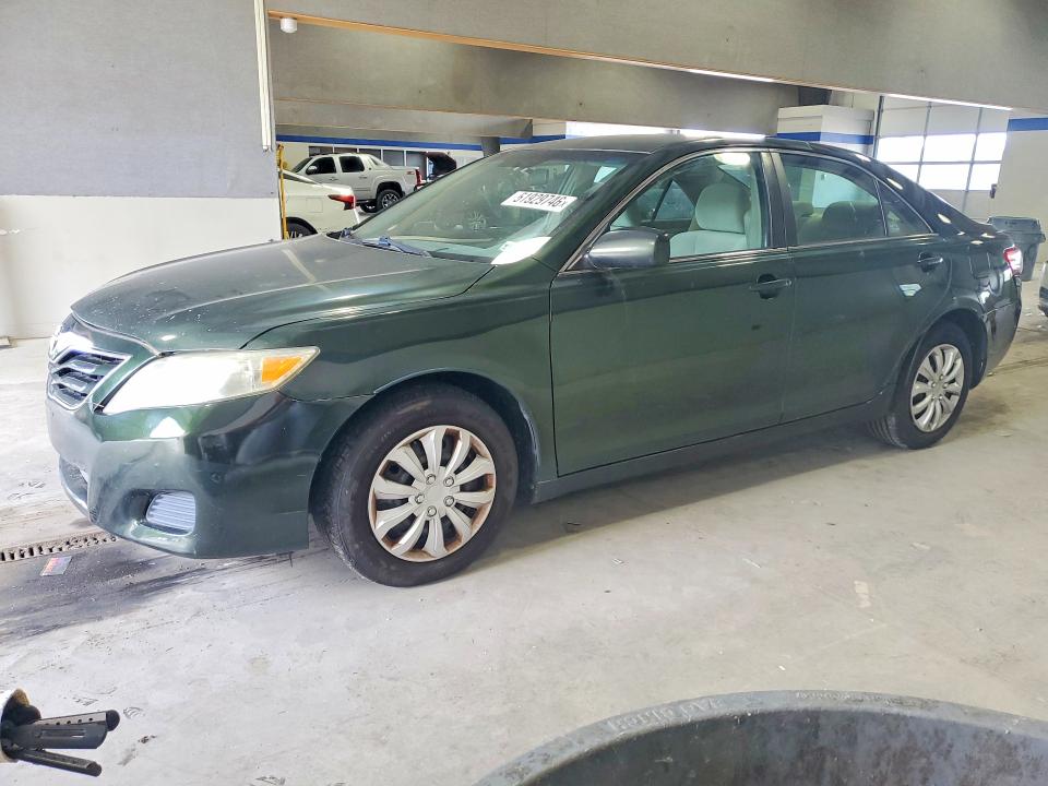 51929746 :رقم المزاد ، 4T1BF3EK1AU535119 vin ، 2010 Toyota Camry مزاد بيع