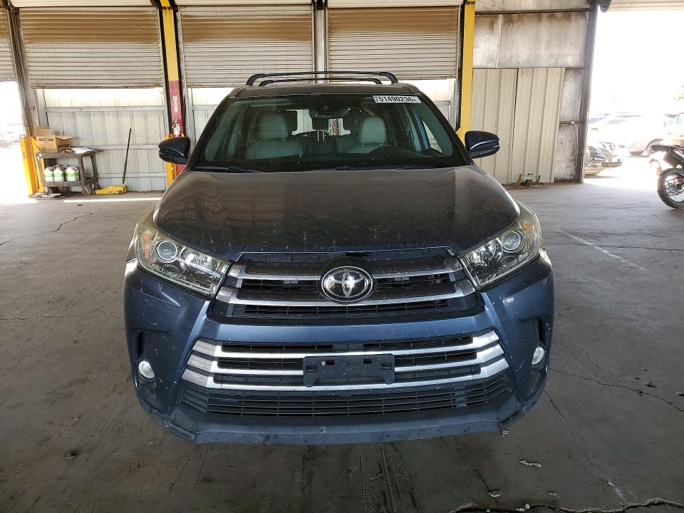 2018 Toyota Highlander მანქანა იყიდება აუქციონზე, vin: 5TDYZRFH3JS275466, აუქციონის ნომერი: 51490236