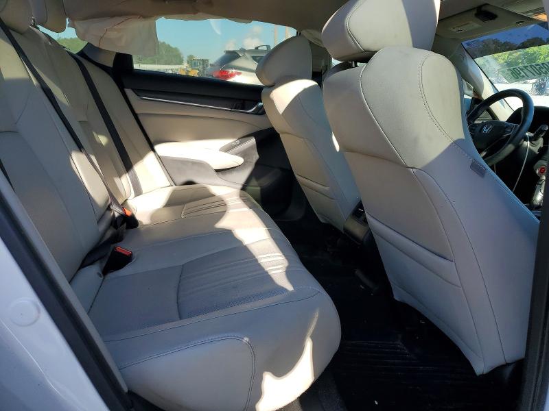 Продаж на аукціоні авто 2018 Honda Accord, vin: 1HGCV1F6XJA215172, номер лоту: 49507196