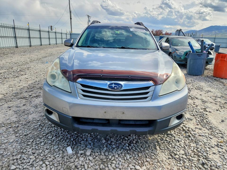 2011 Subaru Outback მანქანა იყიდება აუქციონზე, vin: 4S4BRBCC0B3425683, აუქციონის ნომერი: 48863006