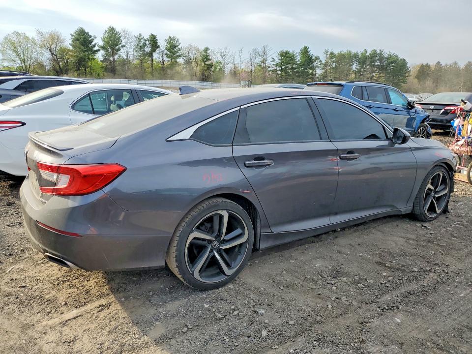 49153436 :رقم المزاد ، 1HGCV1F33JA135265 vin ، 2018 Honda Accord مزاد بيع
