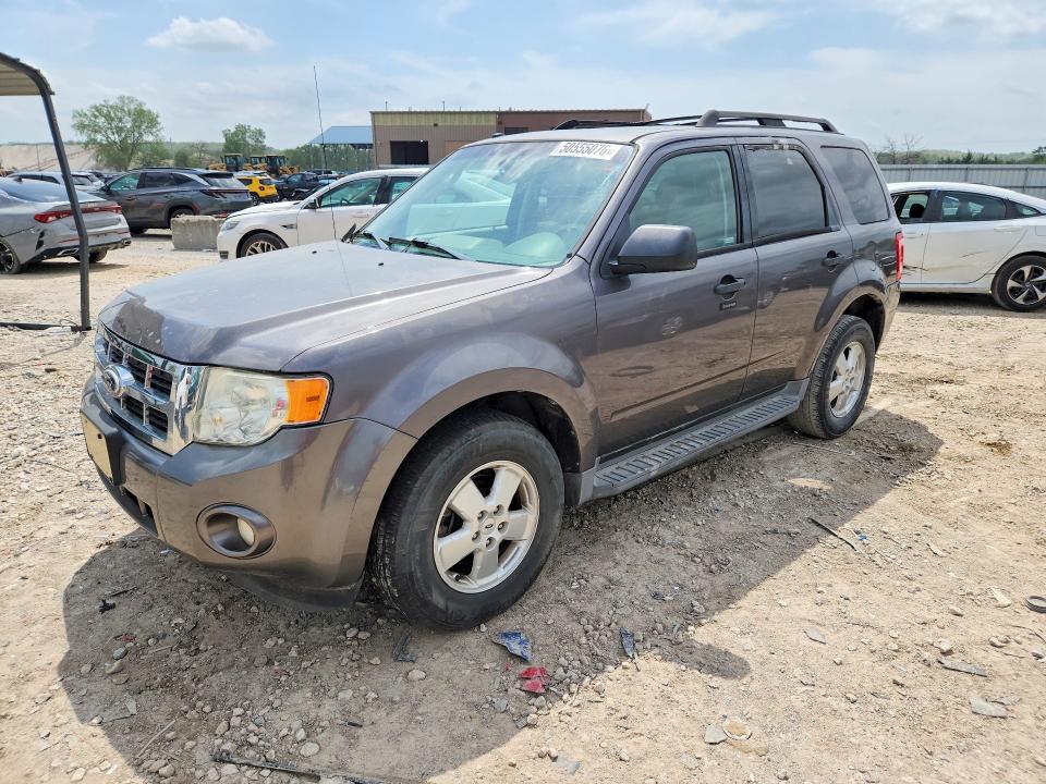 2011 Ford Escape მანქანა იყიდება აუქციონზე, vin: 1FMCU0D75BKA87972, აუქციონის ნომერი: 50555076