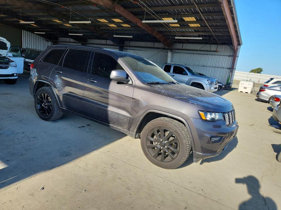 2018 Jeep Grand Cherokee მანქანა იყიდება აუქციონზე, vin: 1C4RJEAG6JC485239, აუქციონის ნომერი: 51538076