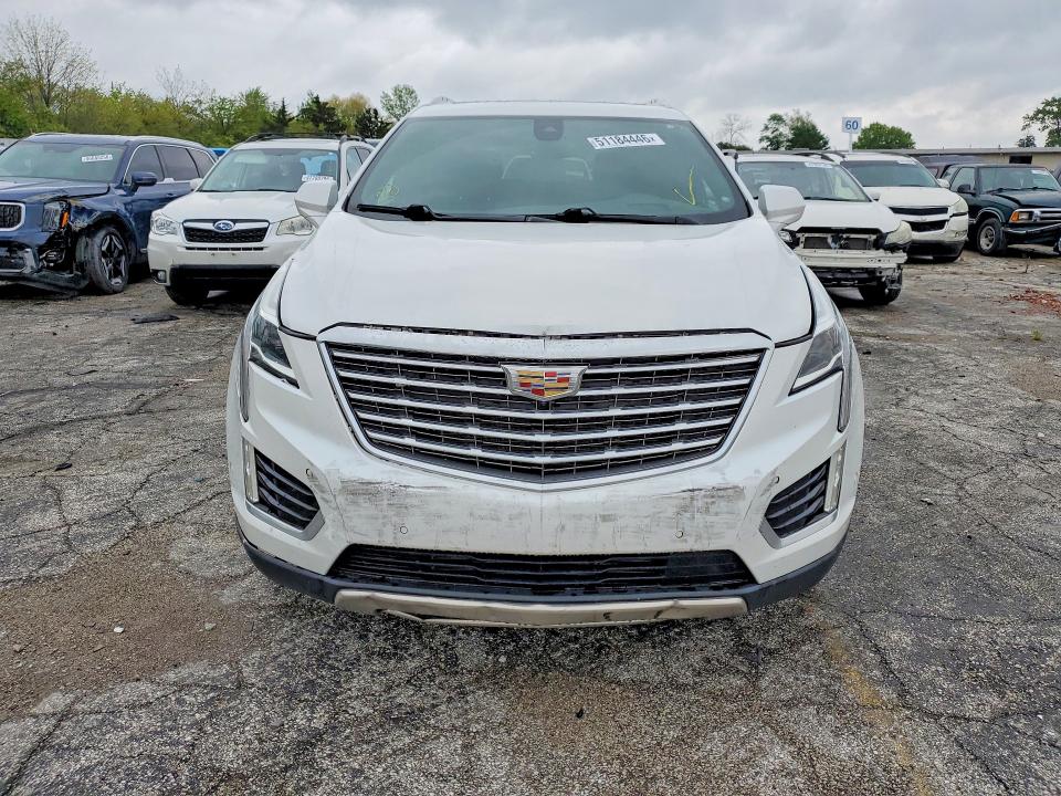 51184446 :رقم المزاد ، 1GYKNFRS1HZ173786 vin ، 2017 Cadillac Xt5 مزاد بيع