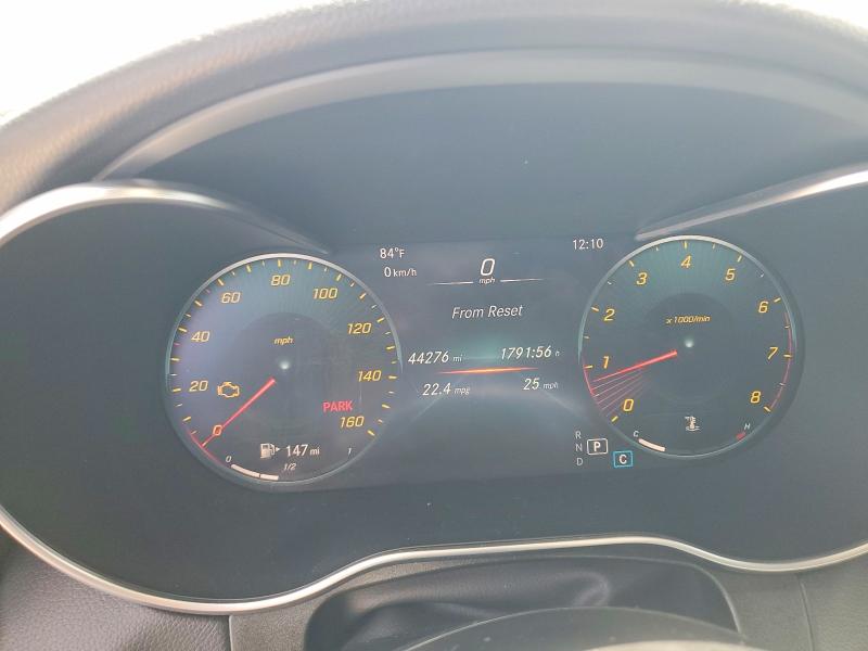 48090846 :رقم المزاد ، W1N0G8DB1MF986043 vin ، 2021 Mercedes-benz Glc مزاد بيع