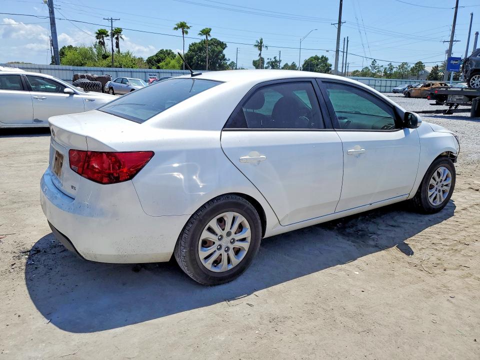 Продаж на аукціоні авто 2013 Kia Forte, vin: KNAFU4A20D5680610, номер лоту: 51596576