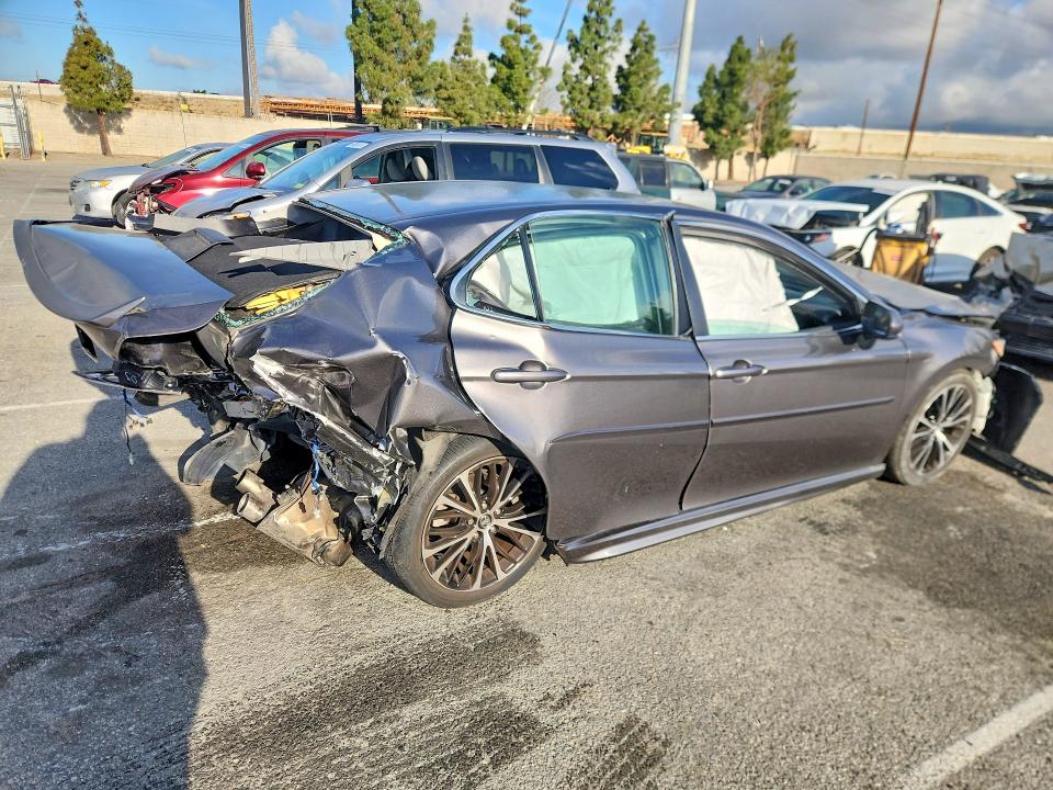 Aukcja sprzedaży 2018 Toyota Camry, vin: 4T1B11HK2JU610909, numer aukcji: 48544286