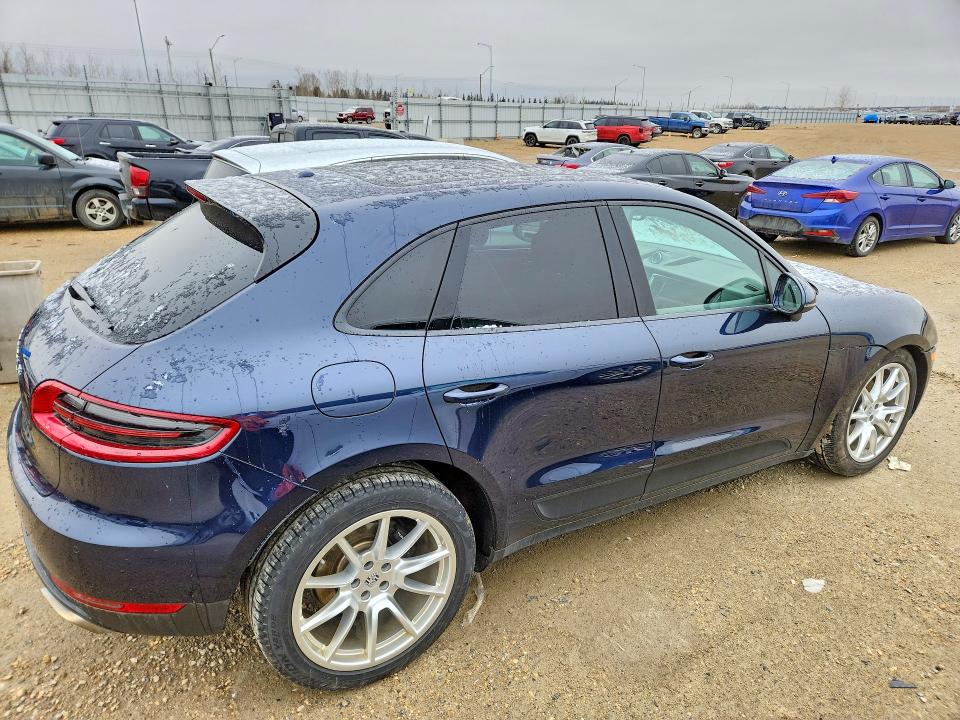 49647346 :رقم المزاد ، WP1AA2A51JLB25191 vin ، 2018 Porsche Macan مزاد بيع