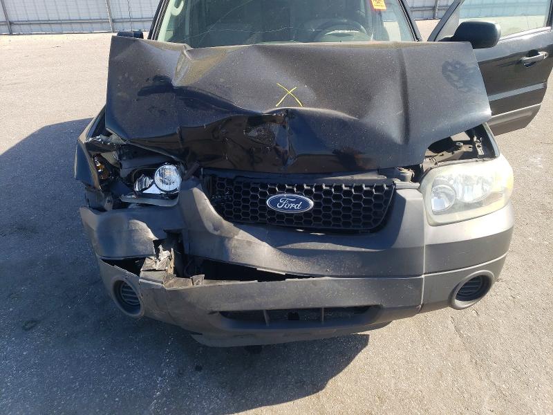 50735706 :رقم المزاد ، 1FMYU02Z75KC90439 vin ، 2005 Ford Escape مزاد بيع