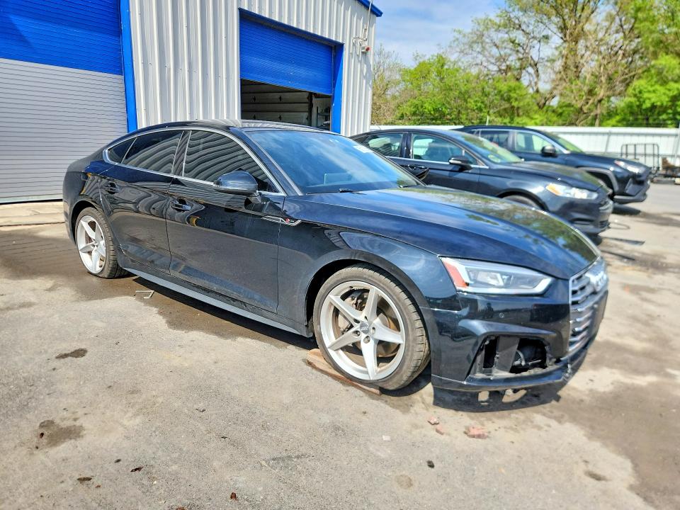 2019 Audi A5 მანქანა იყიდება აუქციონზე, vin: WAUENCF51KA043879, აუქციონის ნომერი: 50110826