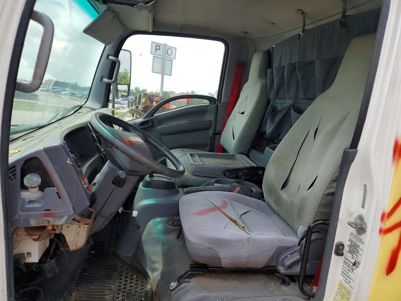 55634996 :رقم المزاد ، 54DC4W1C1HS808057 vin ، 2017 Isuzu Npr Hd مزاد بيع