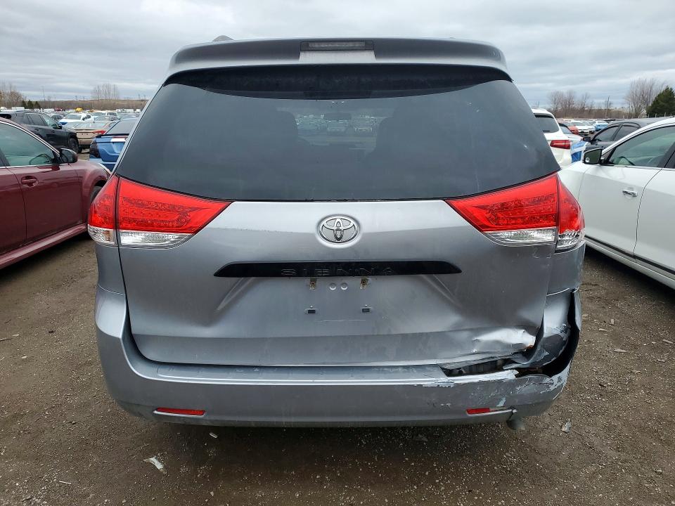 Продаж на аукціоні авто 2011 Toyota Sienna Ce V6, vin: 5TDZK3DC1BS022998, номер лоту: 47087406