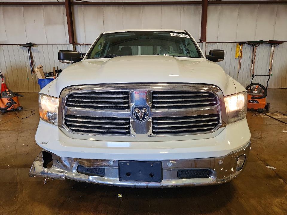 49612766 :رقم المزاد ، 1C6RR7LM2FS610491 vin ، 2015 Ram 1500 مزاد بيع